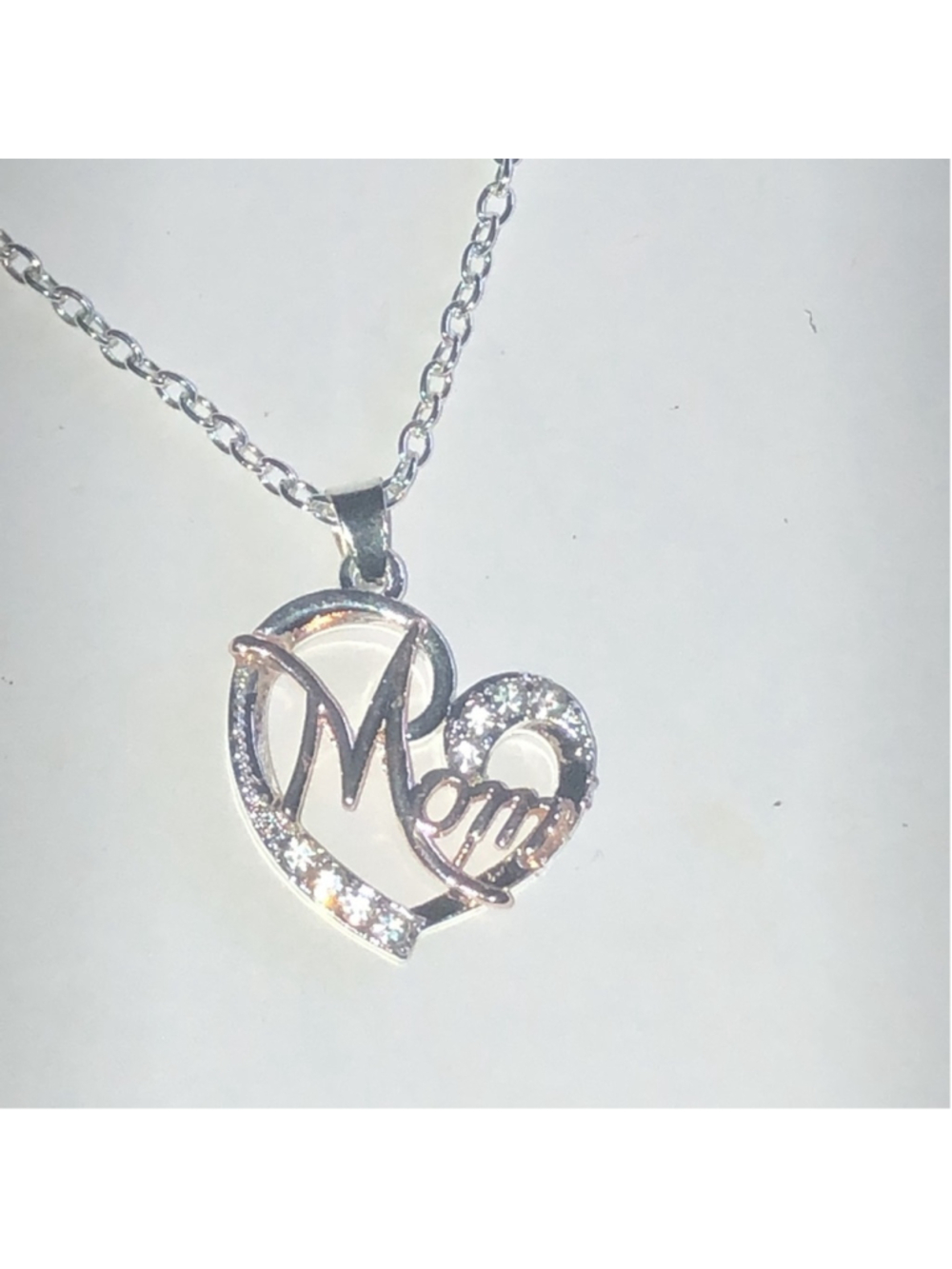 Silver Tone Gold Tone Heart 'Mom' Pendant Necklace - Picture 3 of 6